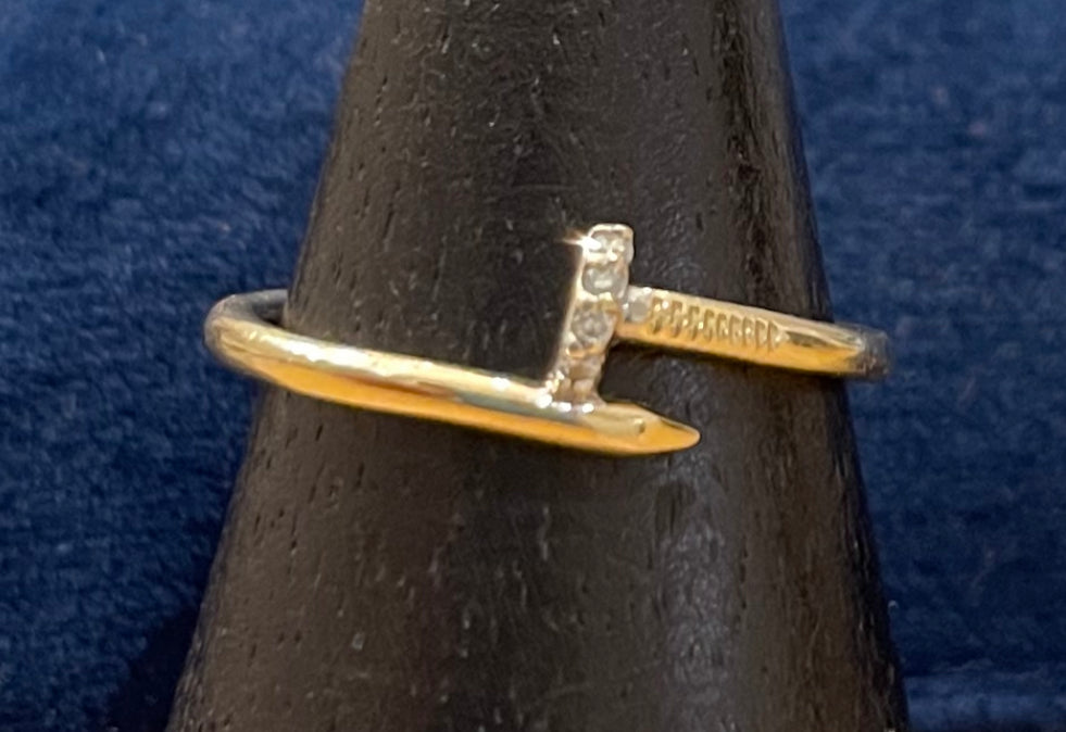 14K Yellow Gold Nail Ring Pave Head