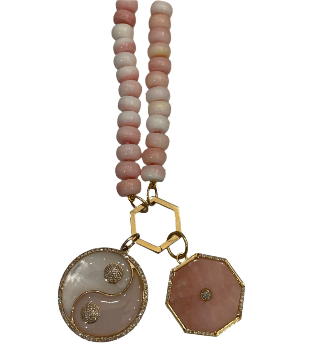 18 inch Pink Conch 8mm Beaded Necklace